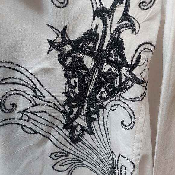 Milanomoda Men's Size Medium White with Black Design Detail on Front & Back - Picture 2 of 8